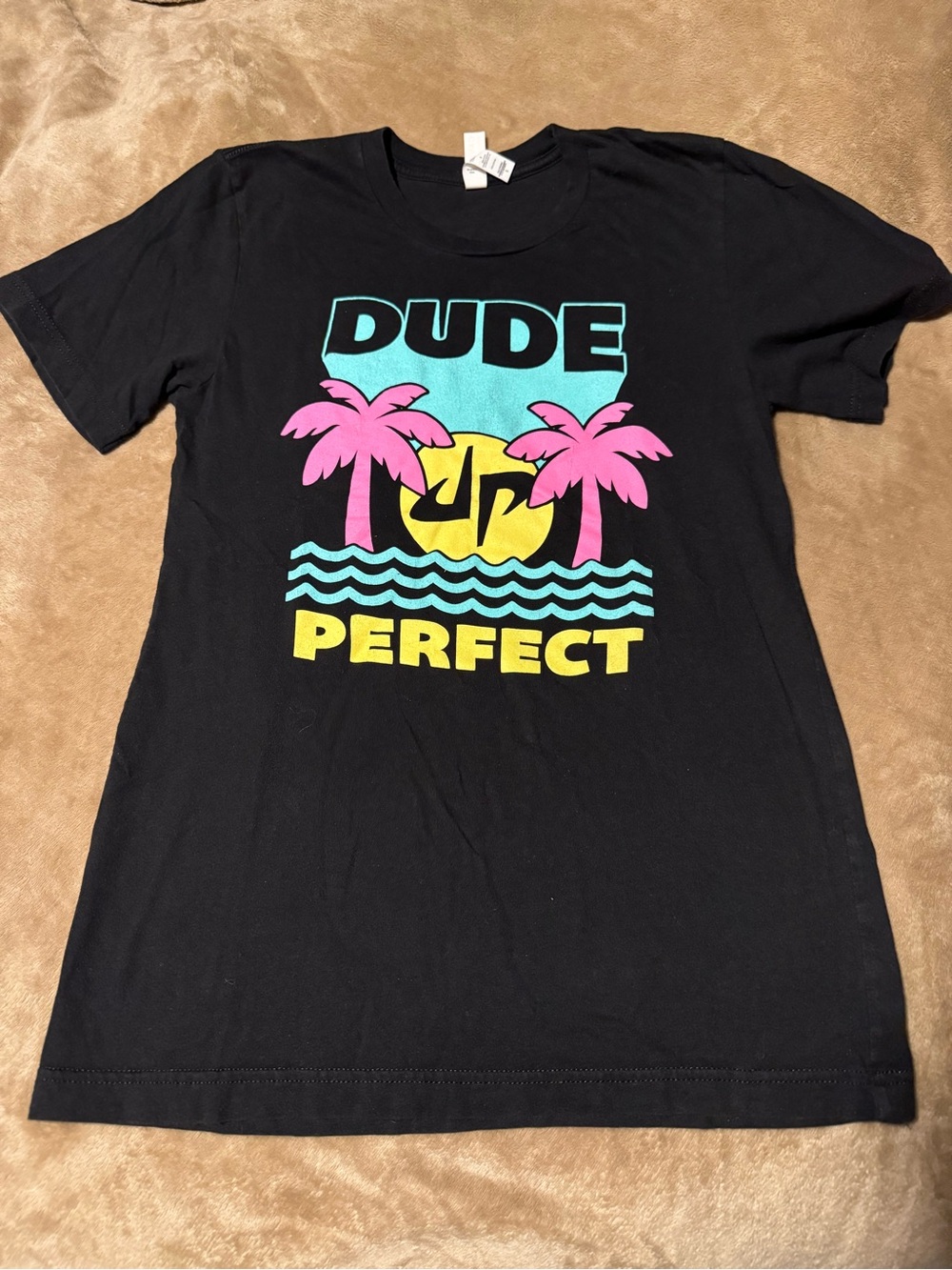 Dude Perfect Tour T-shirt size small